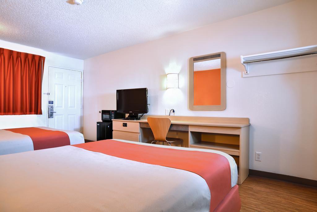 Motel 6-Saint Joseph, Mo Room photo